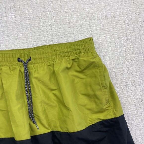 Nike Split 5" Men's XL Black / Green Volley Swim Shorts beach Surf Active Wear - Picture 3 of 12